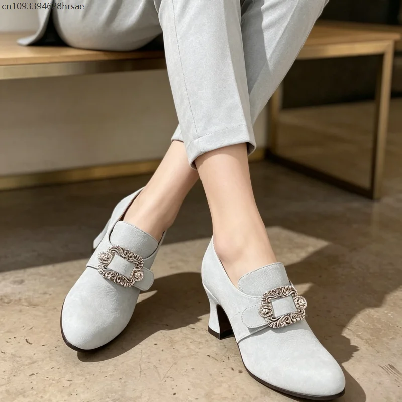 

Women Retro 18th-Century Medieval Renaissance Period Curved High Heels Prom Party Gothic Elegant Cosplay Shoes Multiple colors