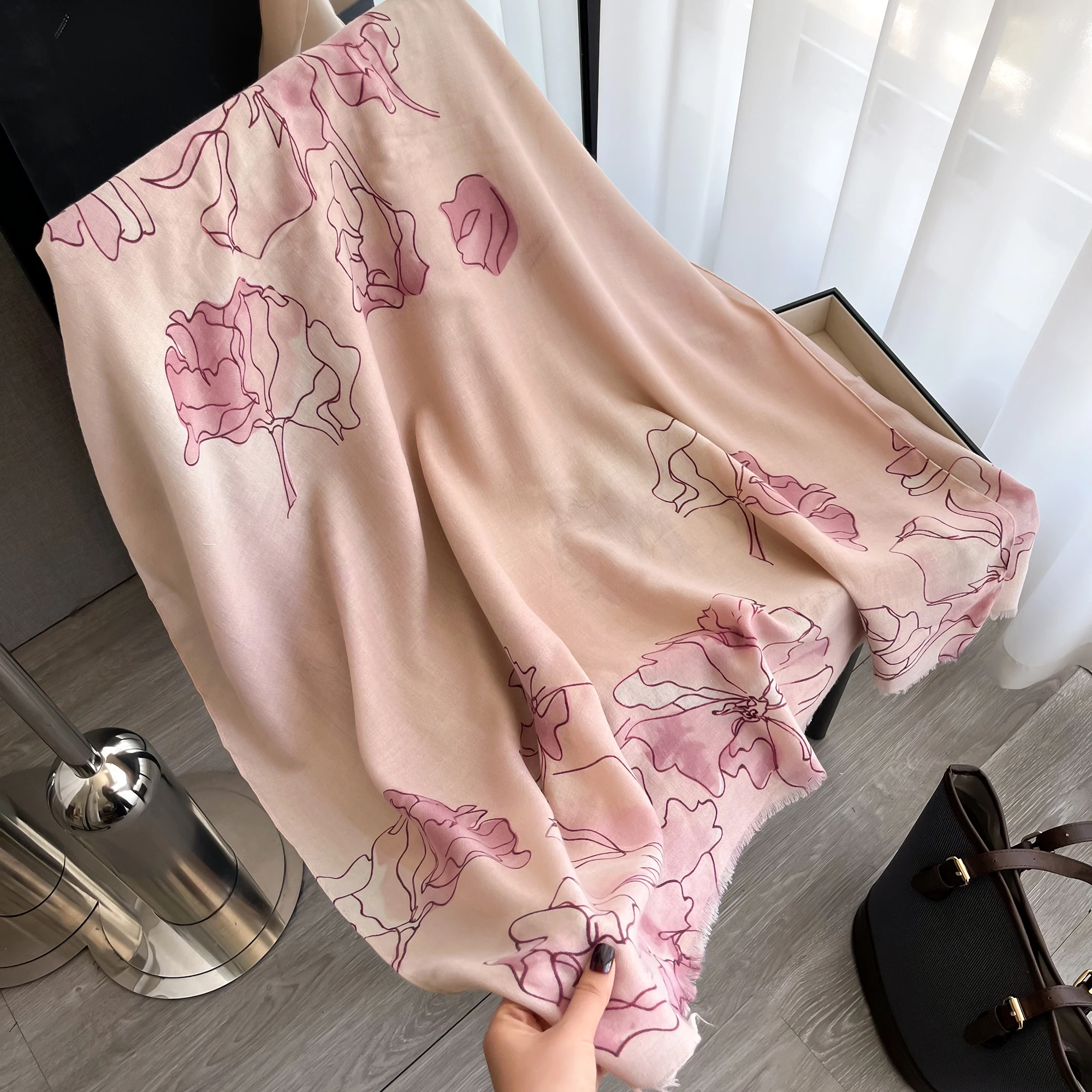 2024 Fashion Paisley Abstract Floral Tassel Viscose Shawl Scarf Lady High Quality Wrap Thin Pashmina Stole Muslim Hijab 180*90CM