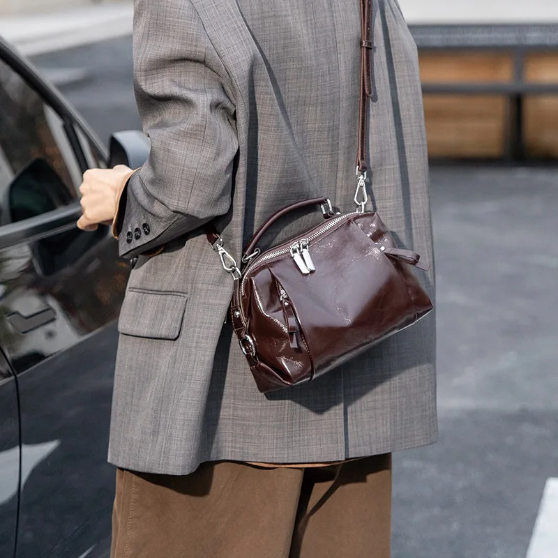 Vintage Boston Shoulder Women's Bag, Large Capacity Handbag Crossbody Women's Bag, Vegetable Tanned Head Layer Cow Leather