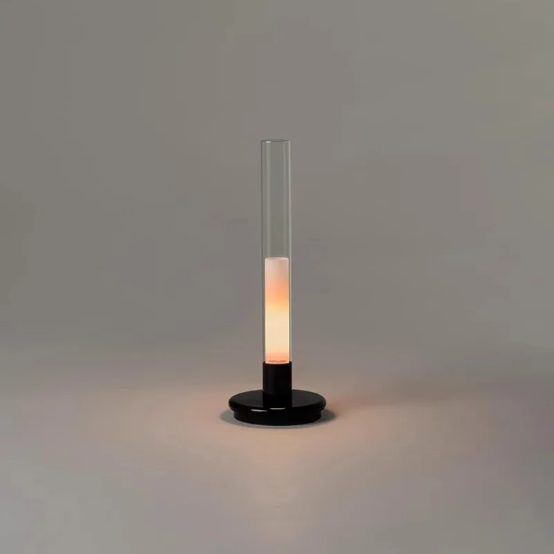 الأوروبية القرون الوسطى الرجعية الشمعدان مصابيح الحائط الممر غرفة نوم انفصال قابلة للشحن مكتب إضاءة للطاولات بريق معدني مقهى