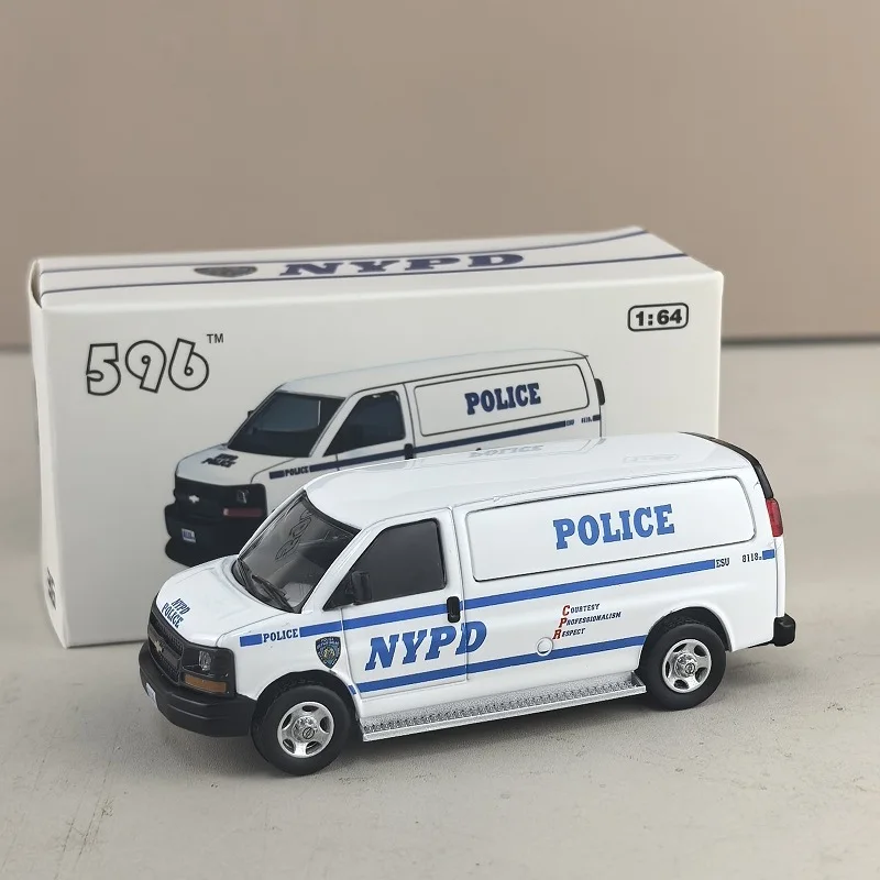다이캐스트 1:64 스케일 쉐보레 NYPD 밴 페인트 경찰 자동차 합금 자동차 모델 소장 장난감 선물 기념품 디스플레이 장식품