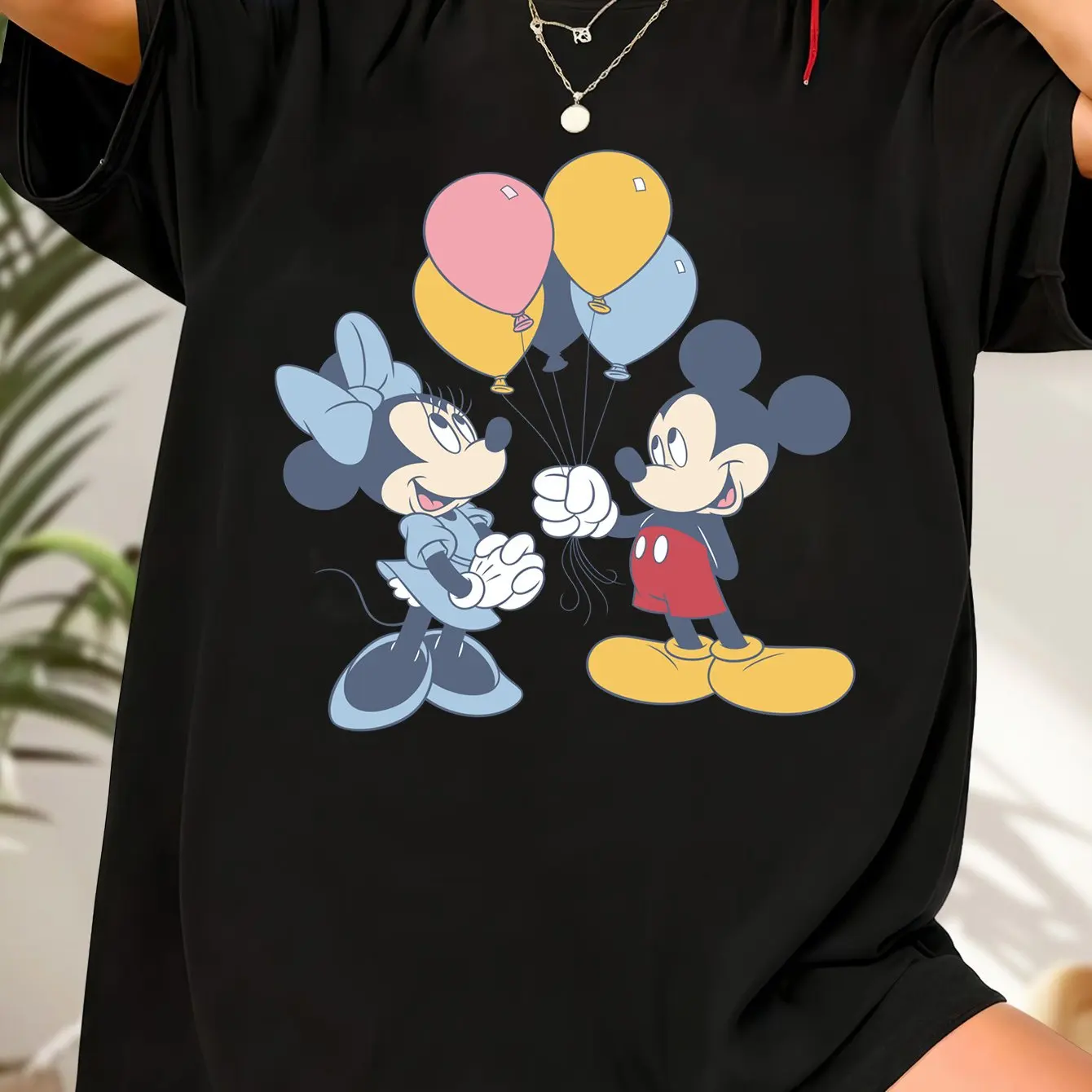 

Snemitch and Minnie, Along with Their Friends, Are Crew Led Ladies' Shirts with Cute Casual Tops Featuring Vivid Cartoon Designs