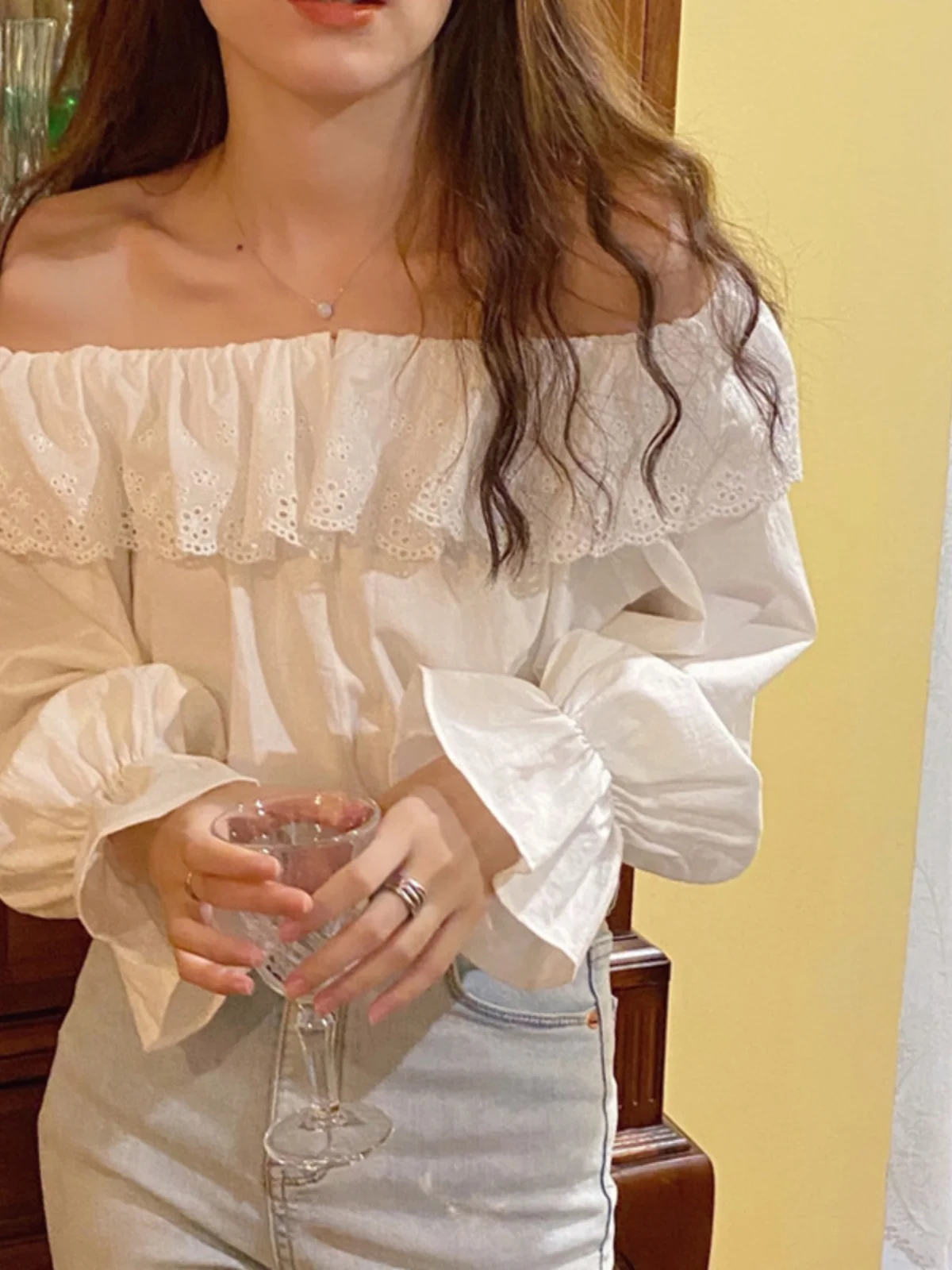

Early Spring Women's Shirt Korean Style Sweet Lace Splicing One Shoulder Hem Pure Color Long Sleeve Commute Fashion Straight ...