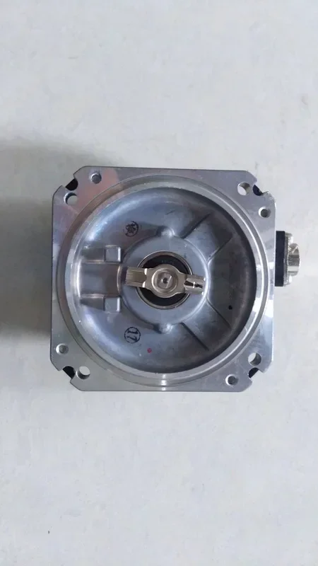 100% اختبار موافق Mitsu-bishi cnc التشفير الدوار OSA166S5NA لمركز آلة الطحن #2