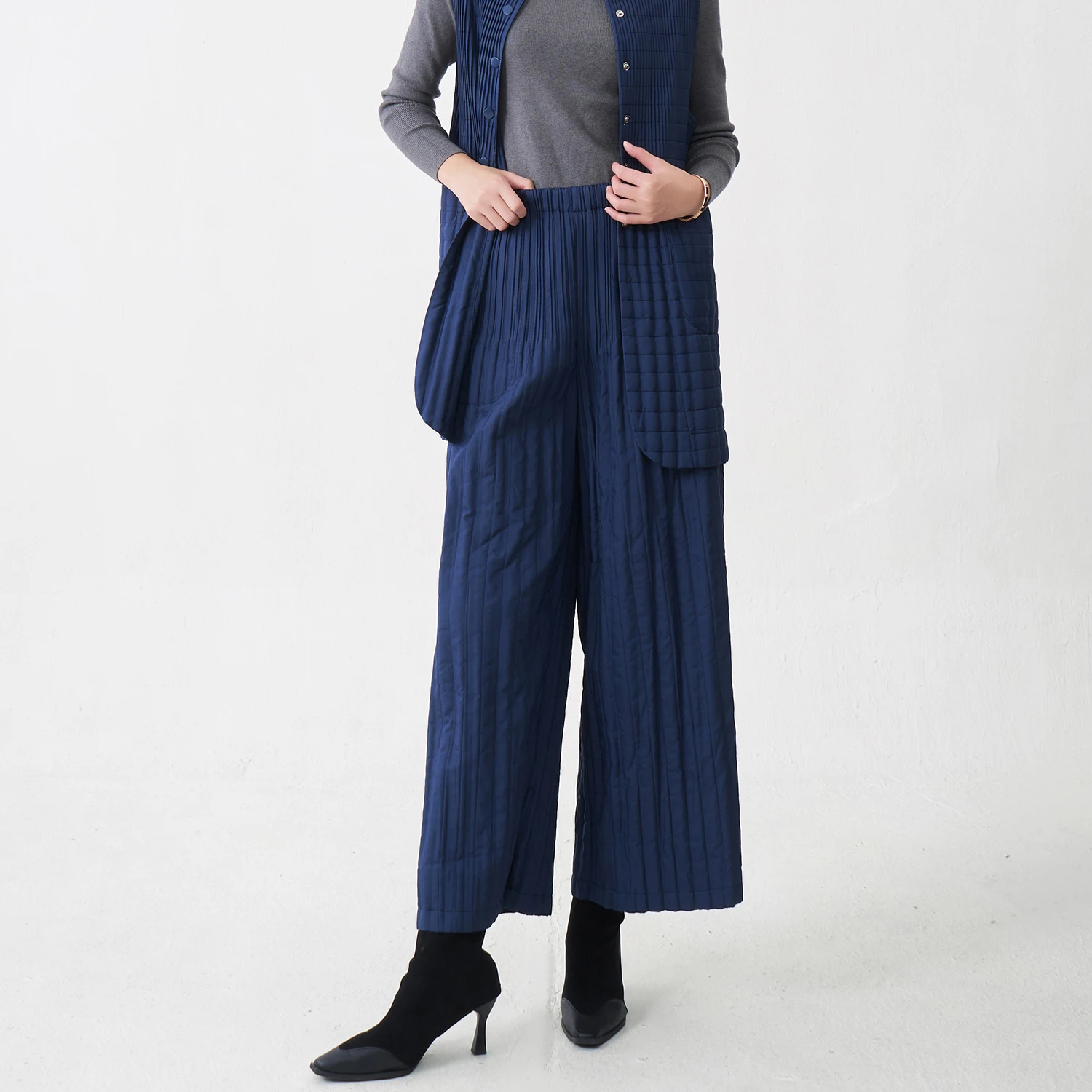 New Arrival 2025 Women's Fashion Pants Design Winter Cotton Pants High Quality Casual Wide Leg Pants