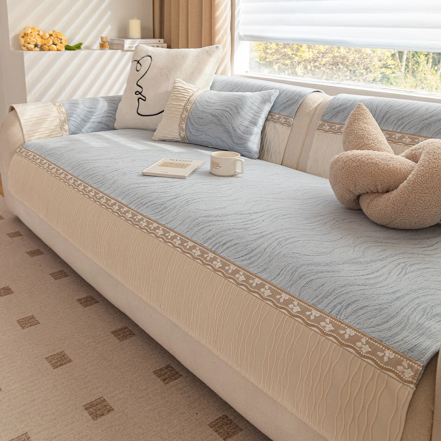 Non-Slip Sofa Couch Mat Cream Color Luxury Cushion Cover 2026 New Arrival All Seasons Universal Large Carpet Slipcovers