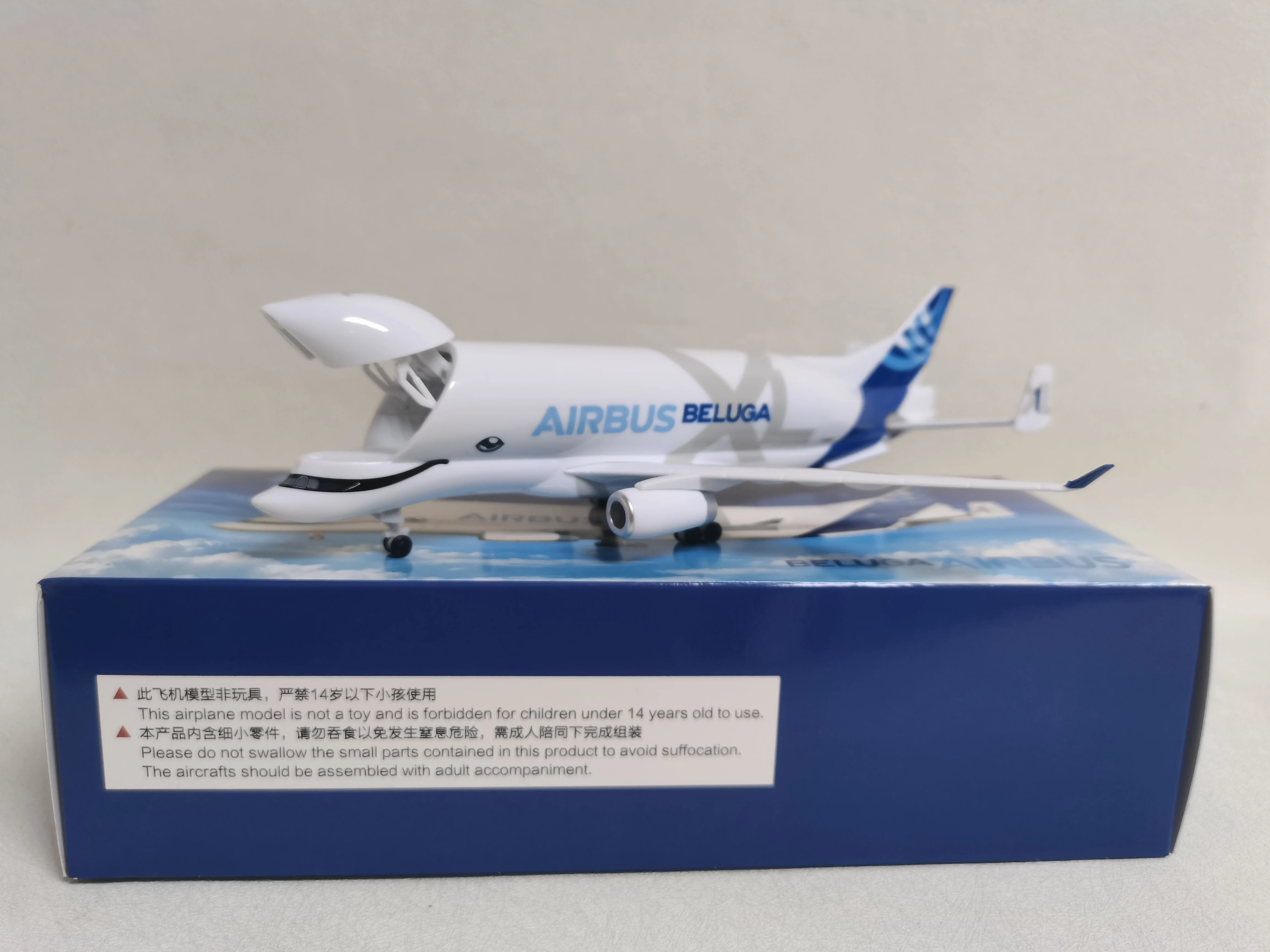 New 20cm A330 Beluga Super Transport Aircraft Airplane Model Kit Openable Cabin For Adult Aviation Souvenir Gift or Plane Toy