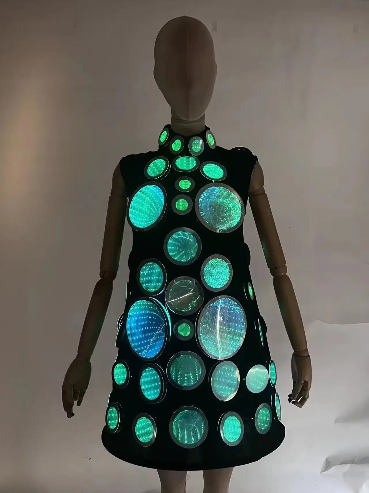 Full Color Pixel LED Costume Mirror Light Up Christmas Party Dance Show Glowing  Lights Dress Festival Outfit