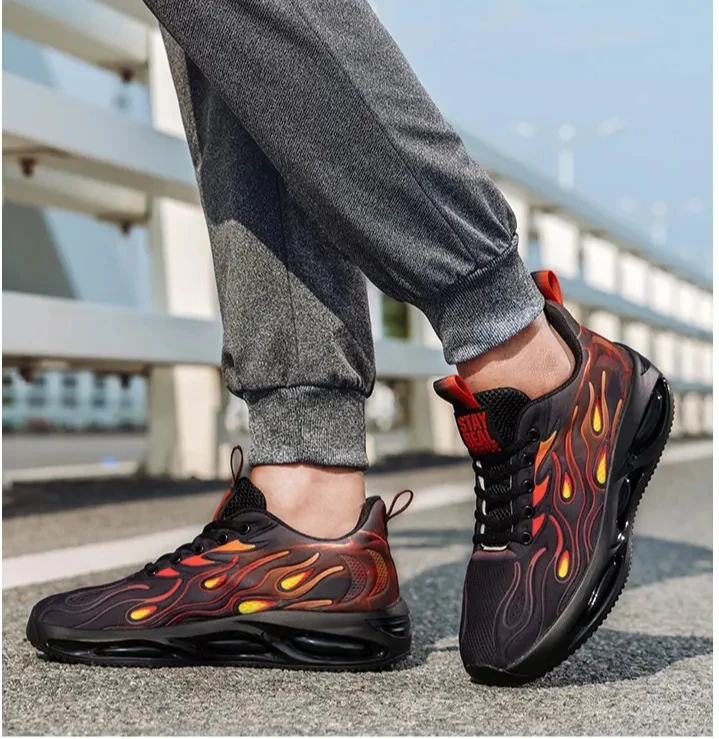 

The 2025 new best-selling ultra-light plus-size sports shoes are fashionable and trendy running shoes mens sneakers
