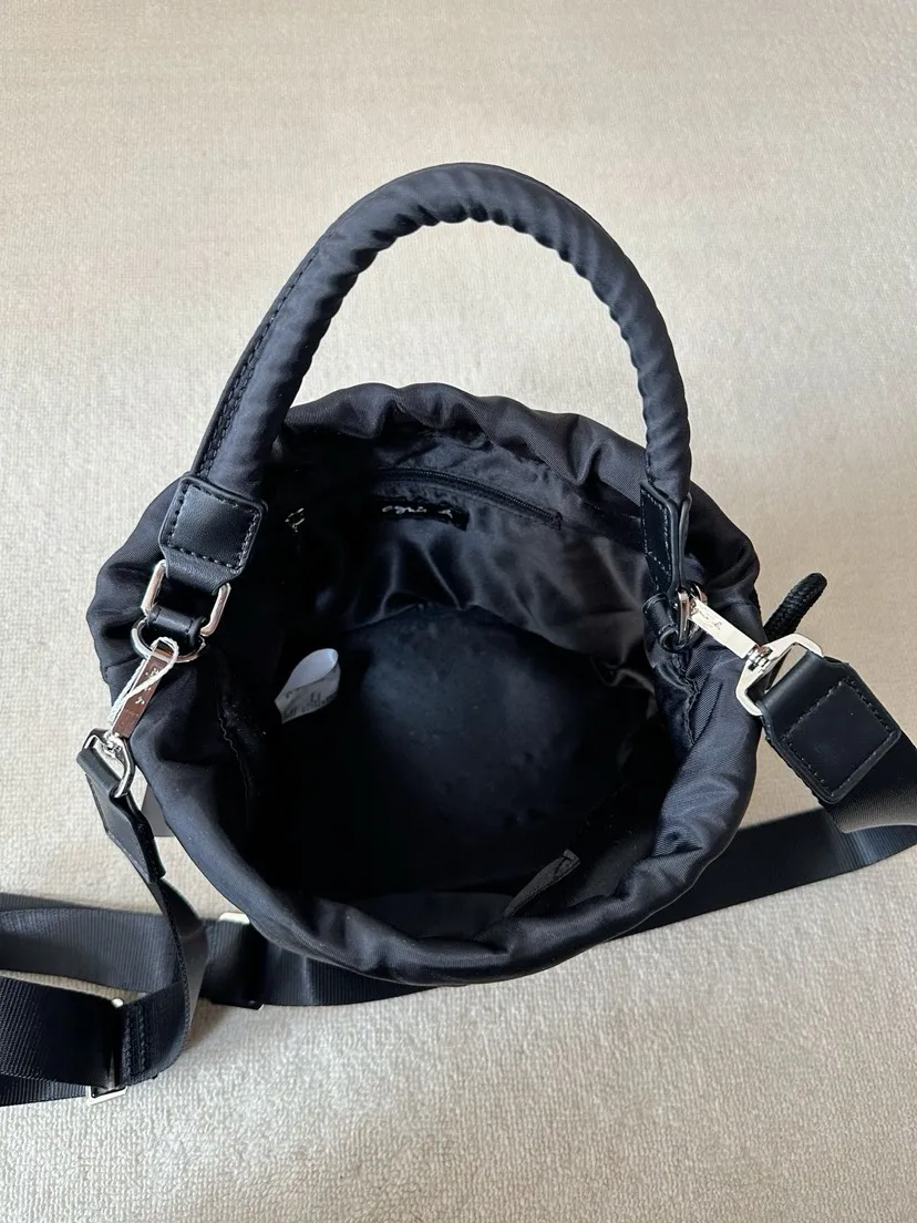 حقيبة دلو من النايلون ذات سعة كبيرة، تصميم أنيق ومقاوم للماء وخفيف الوزن للتنقل اليومي وحقيبة كروس كاجوال #5