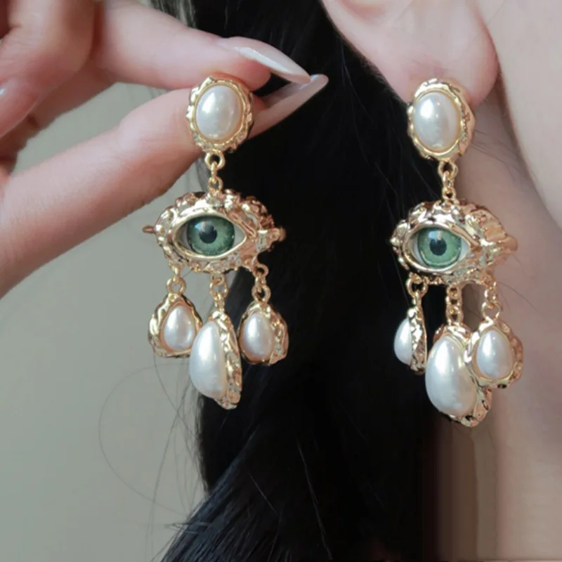 French medieval exaggerated big eye long pearl fringed earrings