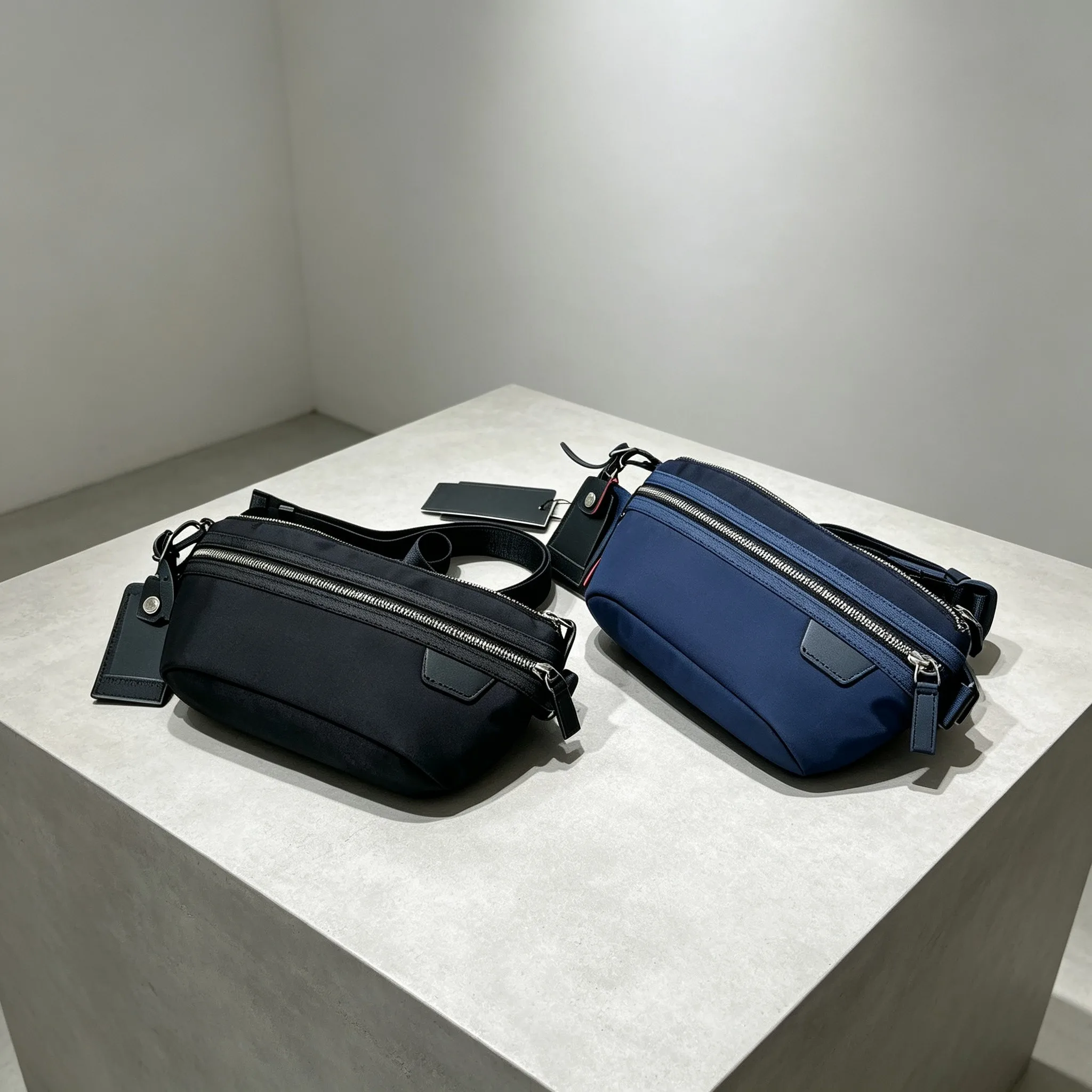 Men’s Sling Bag, Casual Sport Crossbody Chest Bag Waist Pack, Minimalist Stylish Shoulder Bag for Daily Use