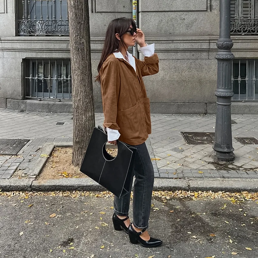 2026 neue Lange Ärmel Frühling Herbst Mäntel frauen Vintage Wildleder Einfarbig Übergroßen Revers Hemd Jacke