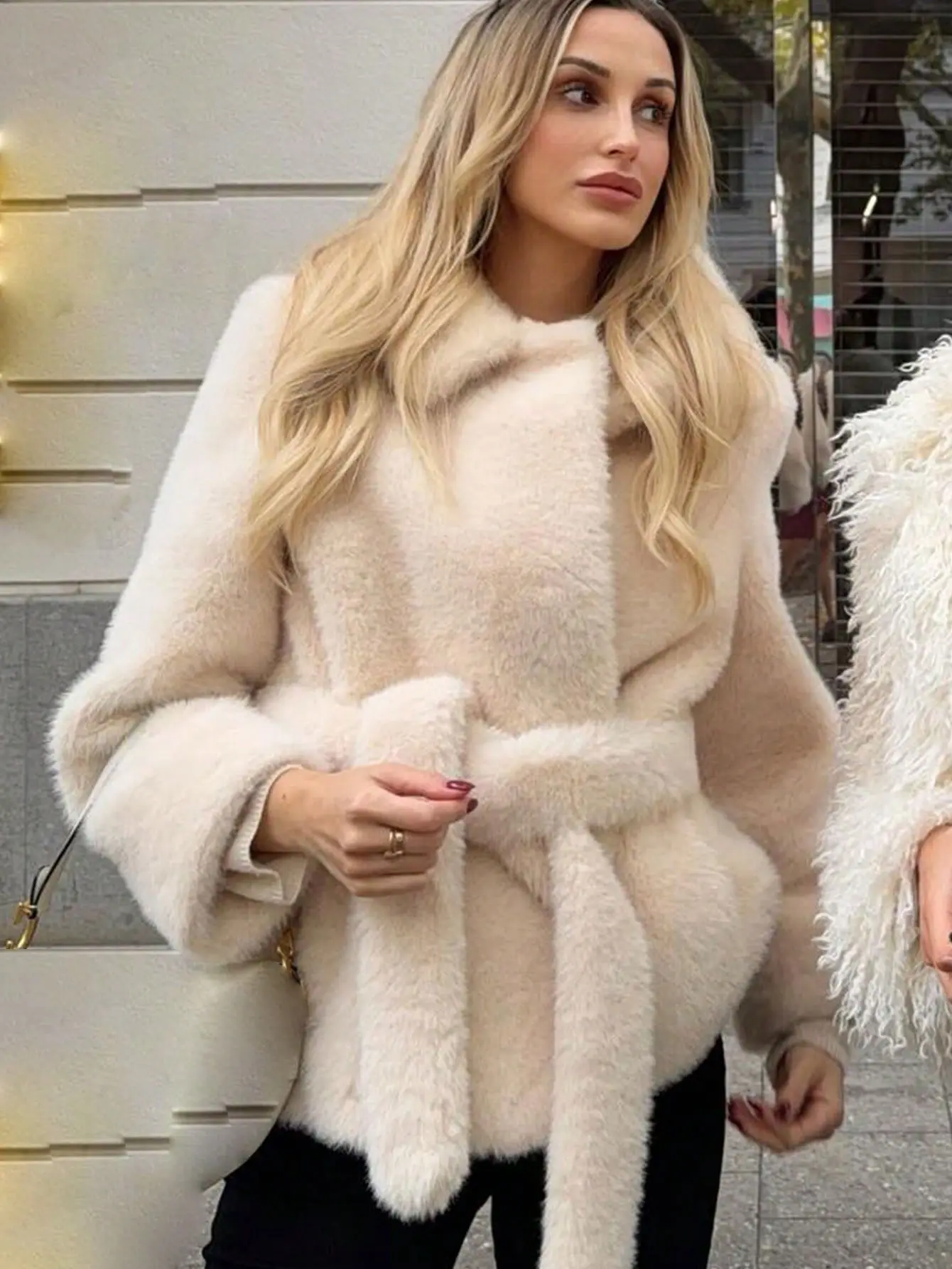 الخريف الشتاء فو الفراء معطف فضفاض حزام دافئ رقيق فو الفراء سترة الكلاسيكية الشارع نمط التلبيب أبلى الفاخرة المرأة معطف سميك #1