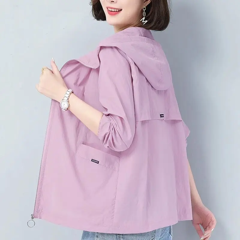 Sunscreen Clothing Women Summer Jacket Middle Aged Mothers Clothes Hooded Short Jackets Loose Thin Coat Female Outerwear Tops