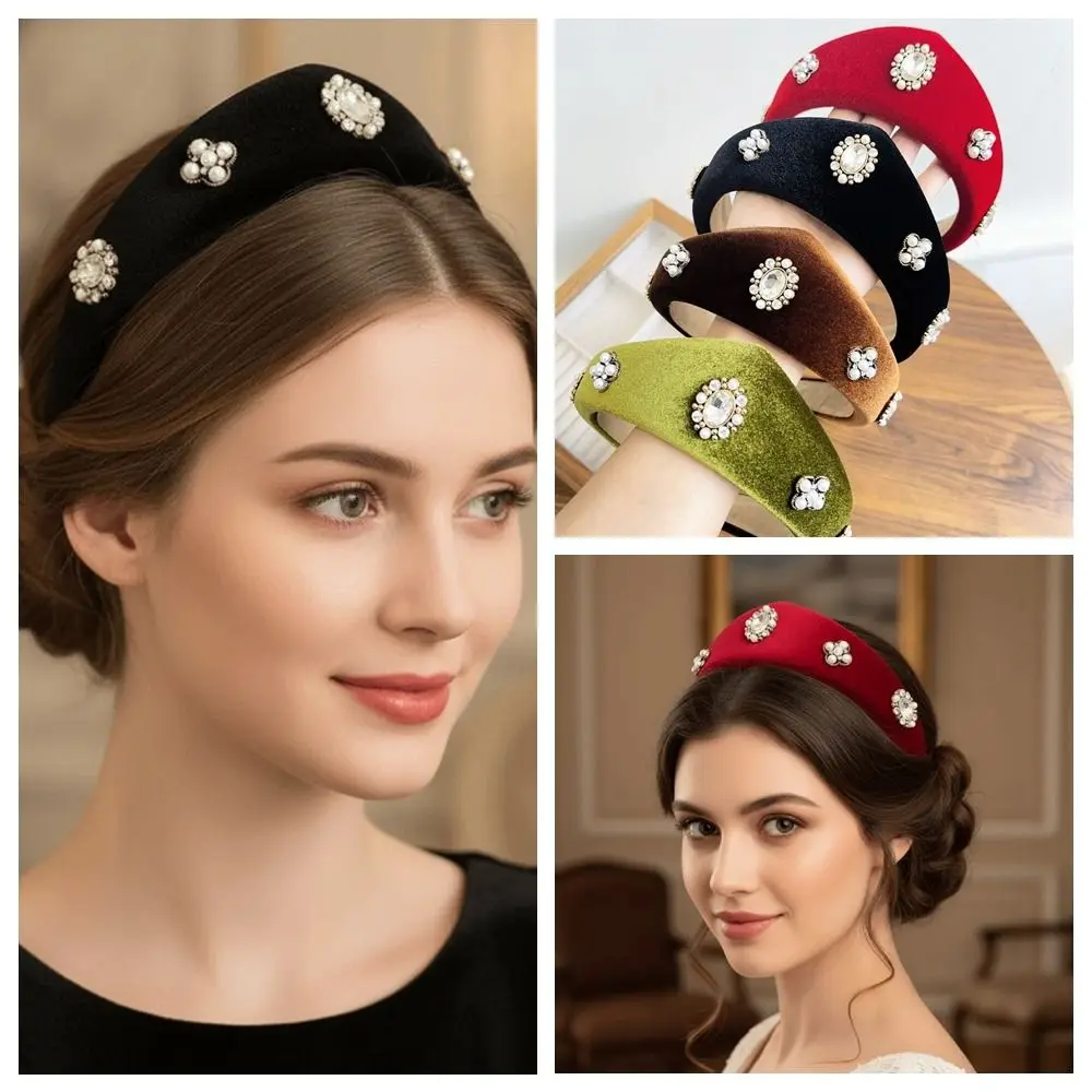 

Elegant Velvet Triangle Headband British Wide Edge Rhinestone Pearls Hairband Classical Baroque Vintage Hair Accessories Party