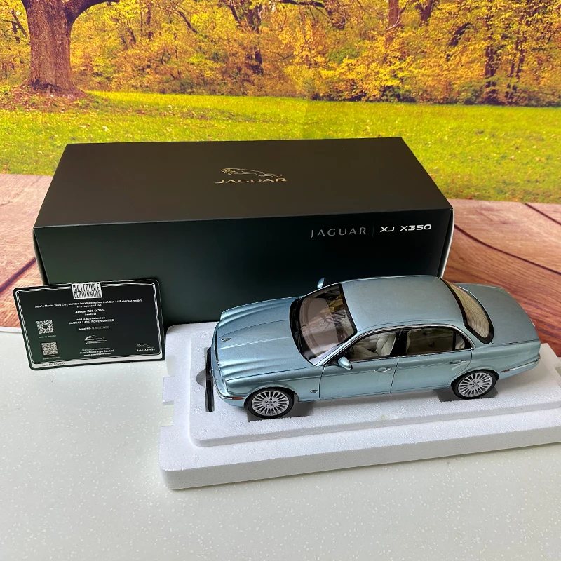 Los modelos de coches casi reales AR 1/18 Jaguar XJ6 X350 dan regalos a amigos, juguetes para adultos, regalos de cumpleaños a amigos, espectáculo