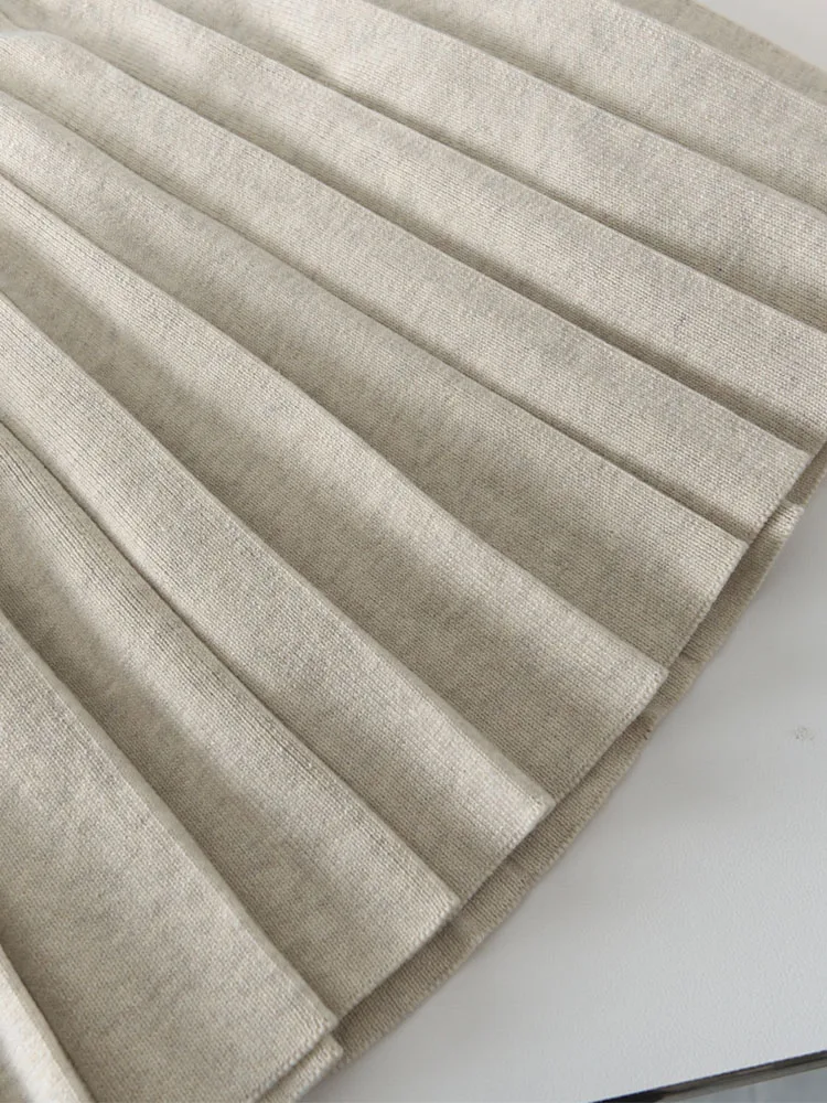 American Vintage Fashion Outfits 2 Piece Skirt Set Khaki Striped Tank Top Cozy + Classical Elastic Waist Pleated Skirt Elegant