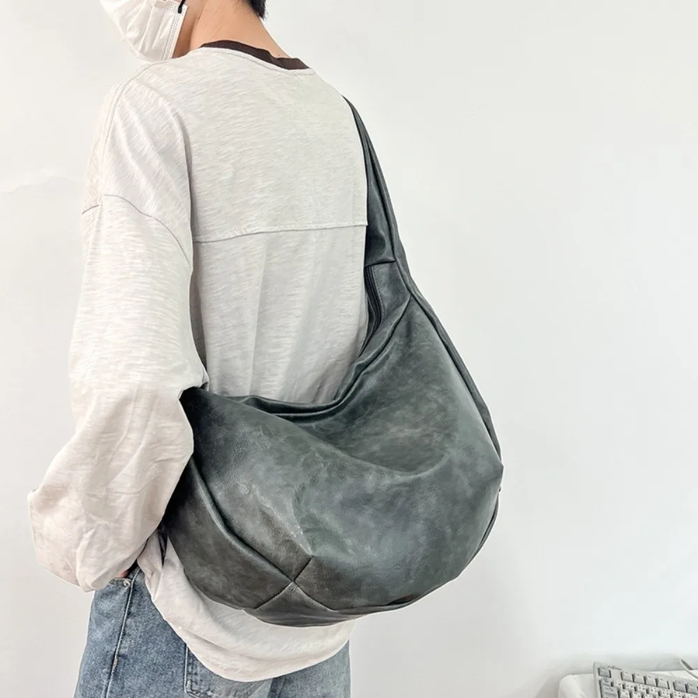 Portable Japanese Style PU Leather Shoulder Bag Large Capacity Streetwear Male Dumpling Bag Cool Commuting Crossbody Bag Daily