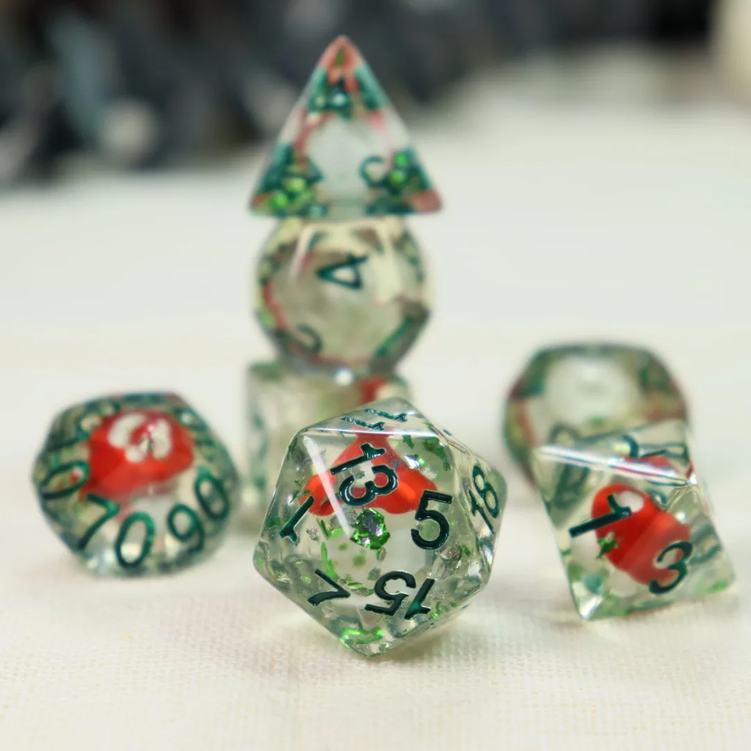 7-teiliges Set Pilzförmiger Harz-Würfel für Brettspiele, Würfel für Gruppenspiele, Partyzubehör für Brettspiele, Geschenke für Spiele-Enthusiasten – Detail 3