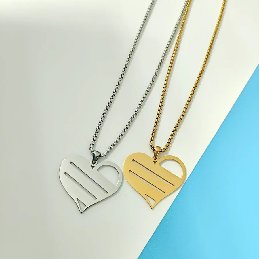 10 pcs of 304 stainless steel life tree circular pendant necklace DIY custom family members Christmas fashion accessories