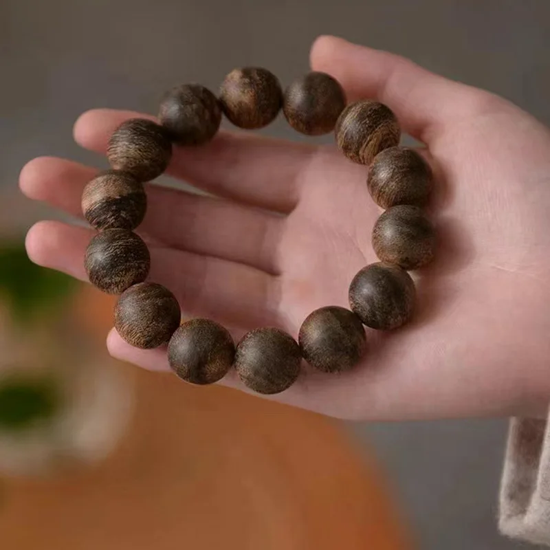 

Natural Vietnam Nha Trang White Kyara Agarwood Bracelet with Certificate Chess Nan Eaglewood Pure Beaded Bracelet Bracelet Femal