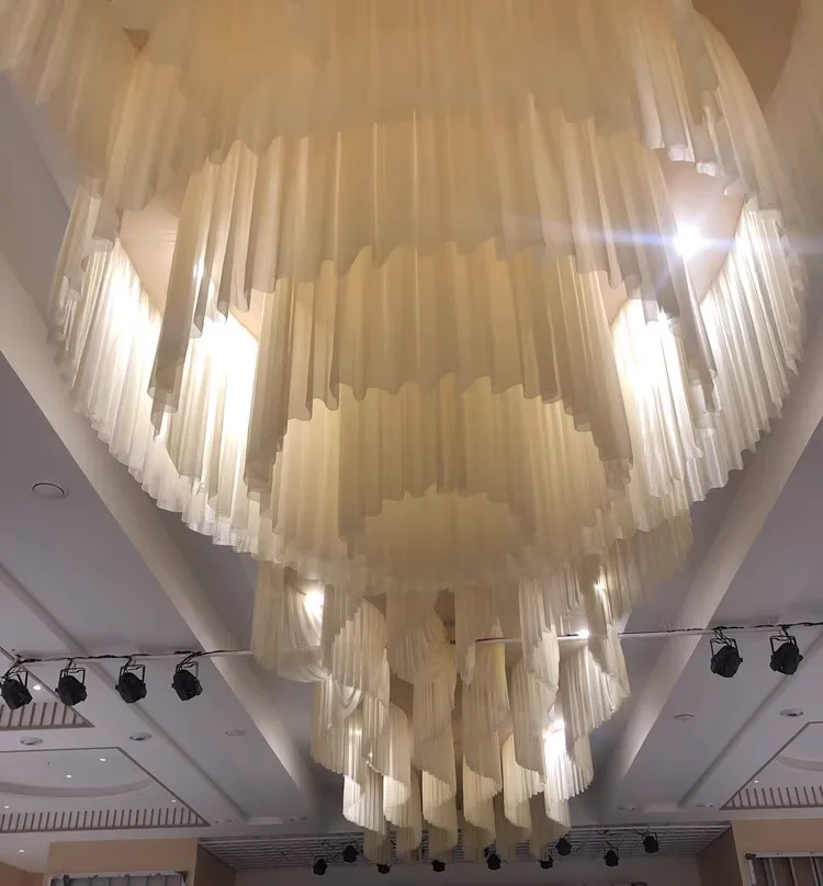 

Wedding Crystal Bead Curtain Iron Hollow Display Ceiling Gauze Circle Arch for Party Hall Stage Background Decoration Props