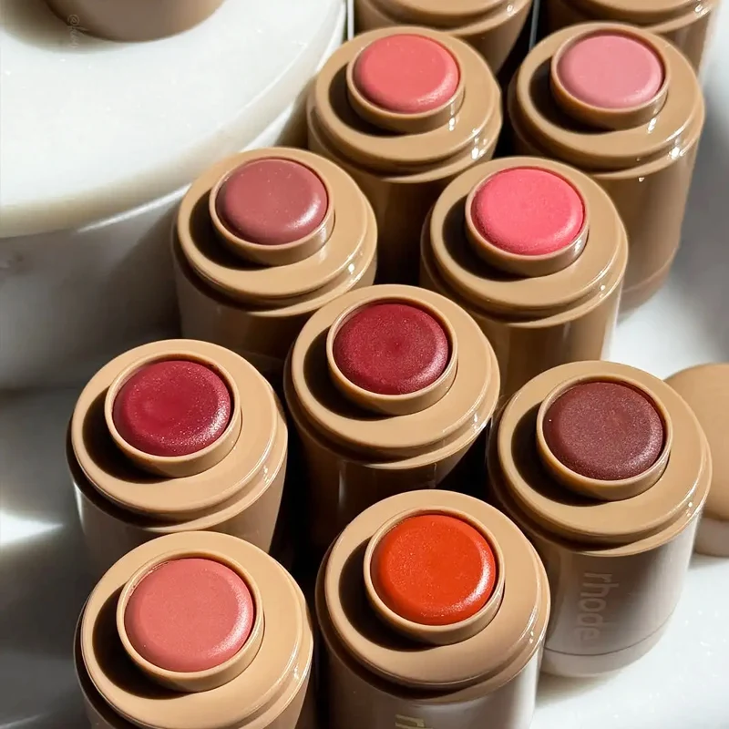 Funda de teléfono para el cuidado de los labios de invierno con diseño de brillo de labios, bolsillo para remojar el sol, colorete, textura sedosa, delineador de labios impermeable para definir la forma de los labios