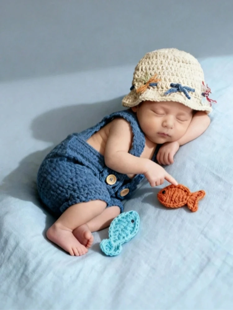 Newborn Photography Crochet Outfit Blue Overalls Hat Fish Props Baby Photo Shoot Set Soft Newborn Photo Prop