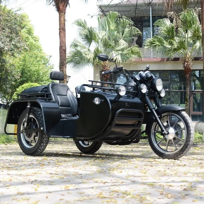 300CC water-cooled  three-wheel motorcycle  three-wheel side three-wheel side sidecar fuel