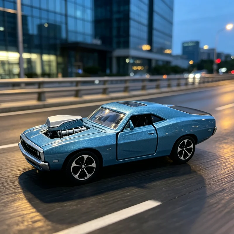 1/36 Retro-Modified Muscle coupe Alloy Toy Car, Featuring a Prominent Engine, Openable Doors, and a Wind-Up Mechanism, Ideal for