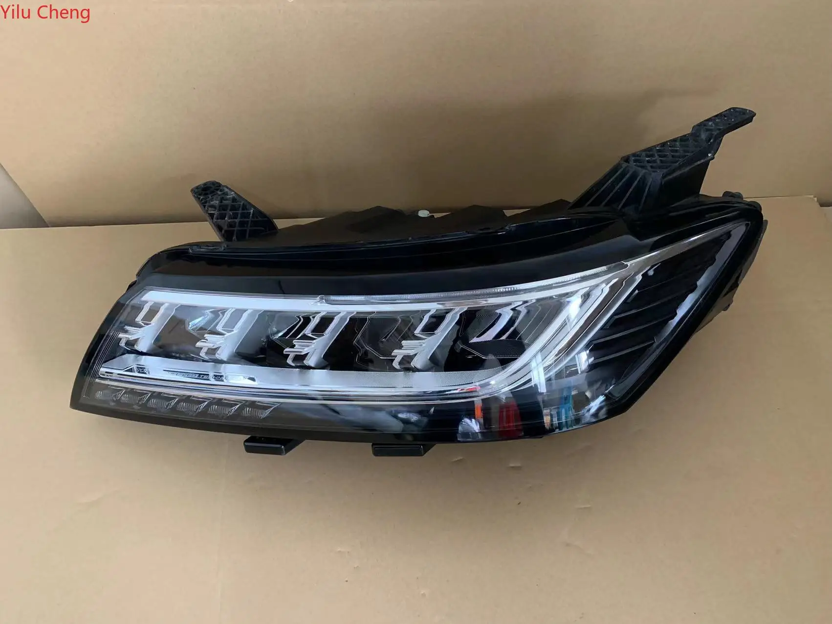 

Automotive Parts Spare Parts Auto Lamp Car Headlight Other Headlights for MG Roewe RX5 Accessories