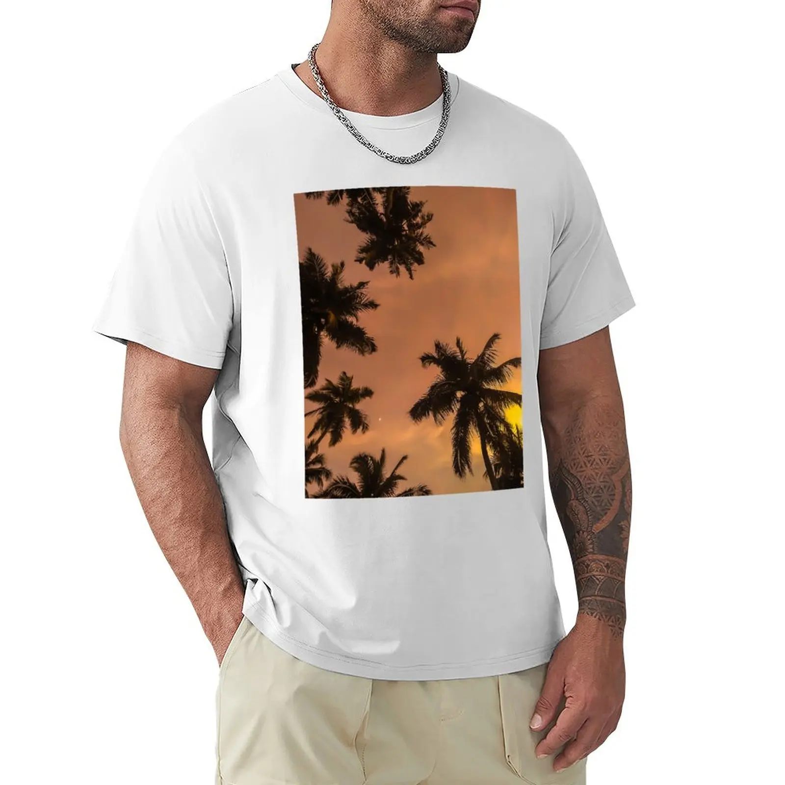 Palm Trees on a winter evening with the moon T-shirt anime clothes new edition tees quick-drying mens t shirt