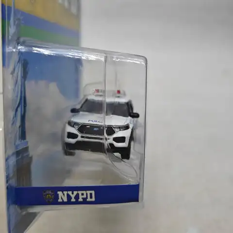 6 best sales Ford Explorer modellskala - №6