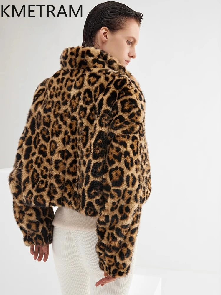 سترة من فرو المنك الطبيعي لعام 100% للسيدات فاخرة بطبعة الفهد معطف قصير من الفرو الحقيقي معاطف شتوية ملابس نسائية 2025 شبابانا نسائية
