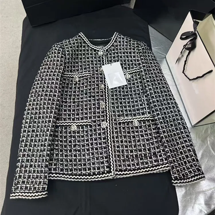 Customization European women's fashion 2026 spring new style Long-sleeved single-button checked black tweed coat and skirt set