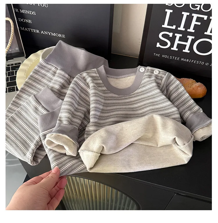 Herbst-Kleidungsset für Kinder, gestreiftes, warmes Oberteil und lange Hose, Freizeitkleidung für Jungen und Mädchen, in Pink und Blau, bequemes Innenbekleidungsset. – Detail 13