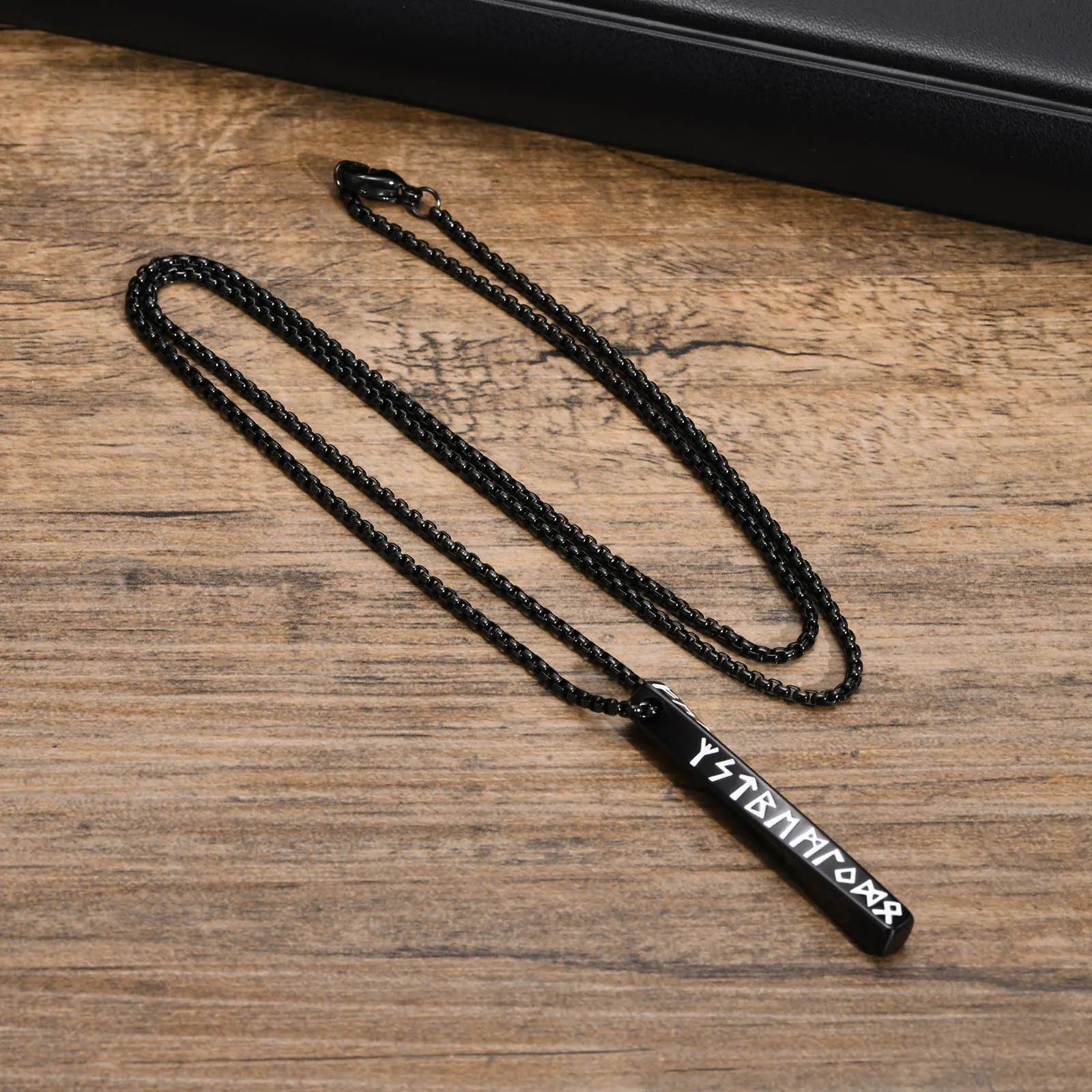 Wikinger-Valknut-Anhänger-Halskette für Herren, Edelstahl, stilvolle Mobius-geometrische Halskette, nordischer Odin-Kragen, Schmuck für Männer – Detail 7