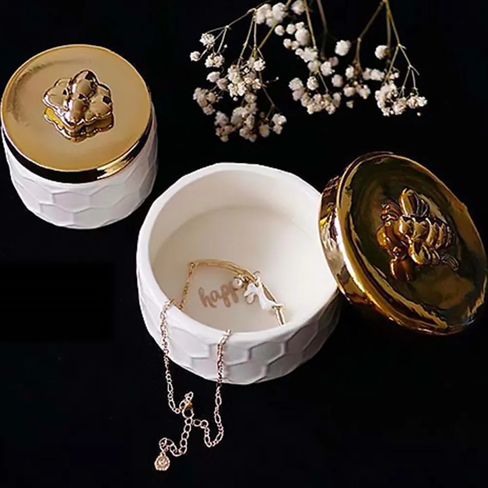 

Stylish Ceramic Jewelry Storage Box Multi Use Case for Jewelry Necklaces Earrings Bracelets Living Room Bedroom