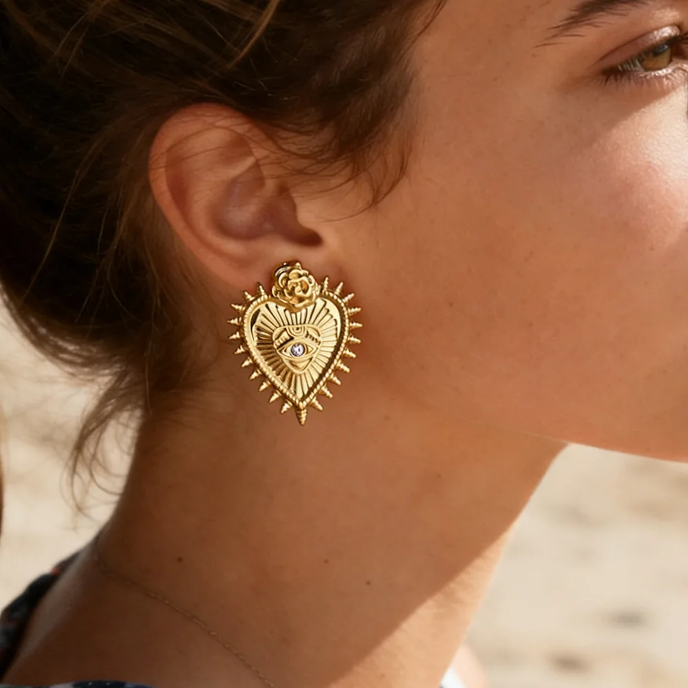 

Stainless steel plated 18K gold earrings with diamond studded devil's heart love retro style earrings jewelry gift