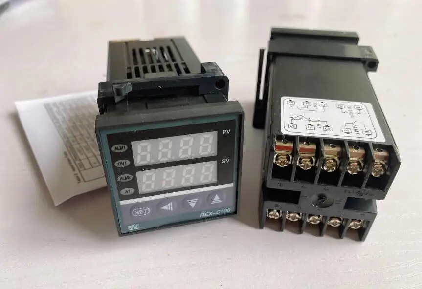 

PID Digital Temperature Control REX-C100 Controller Thermocouple REX-C100FK02-M*AN Relay output REX-C100FK02-V*AN SSR output