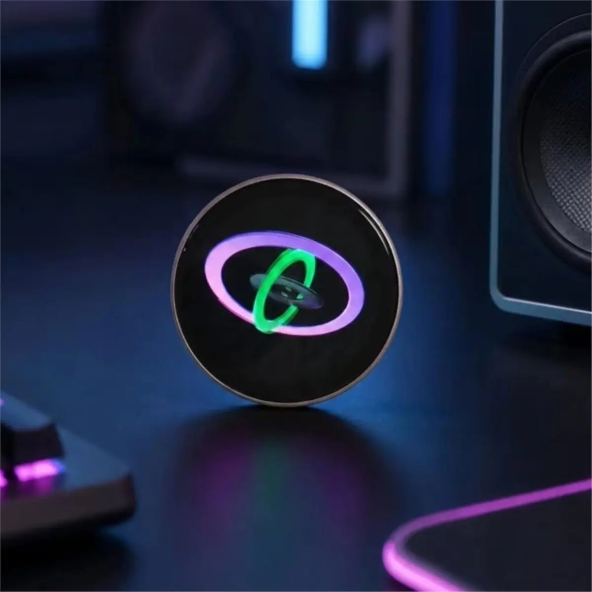 Miniature Smart Desktop Decoration E-Badge Customizable Screen Display for Smart Apps Pendant Miniature Display Screen