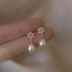French Vintage Pearl Earrings Delicate Temperament Light Luxury Suitable For Women To Wear Jewelry Accessories