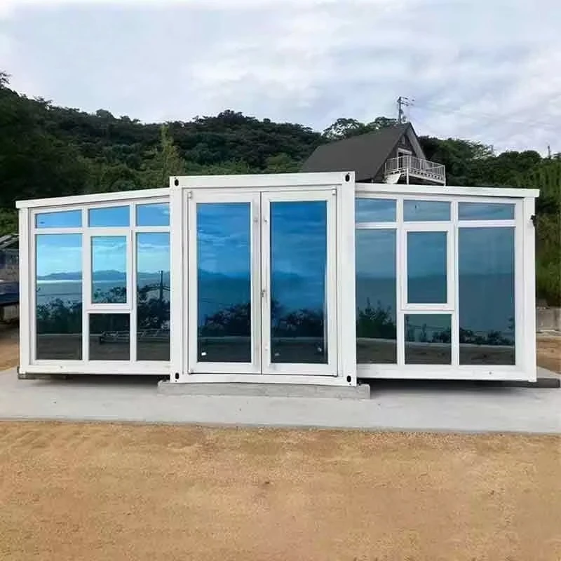 Wholesale 20ft/40ft Luxury Movable Container House, 3 Bedroom Foldable Expandable Prefab Design for Outdoor Living