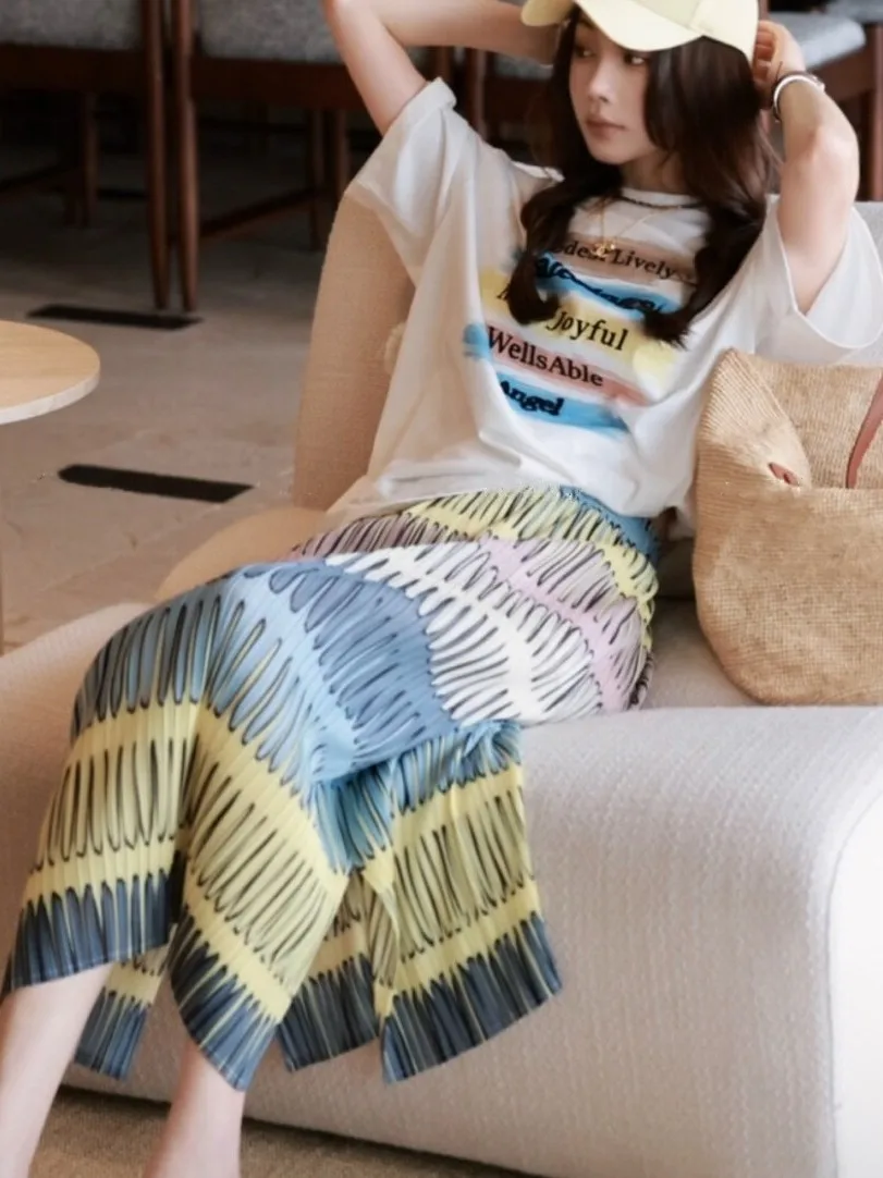 Three-pleat Half Skirt Fashionable Bumpy High Waist Polyester Fiber mid Stretch Loose Fit Style for Ladies Summer 2026 New Ar...