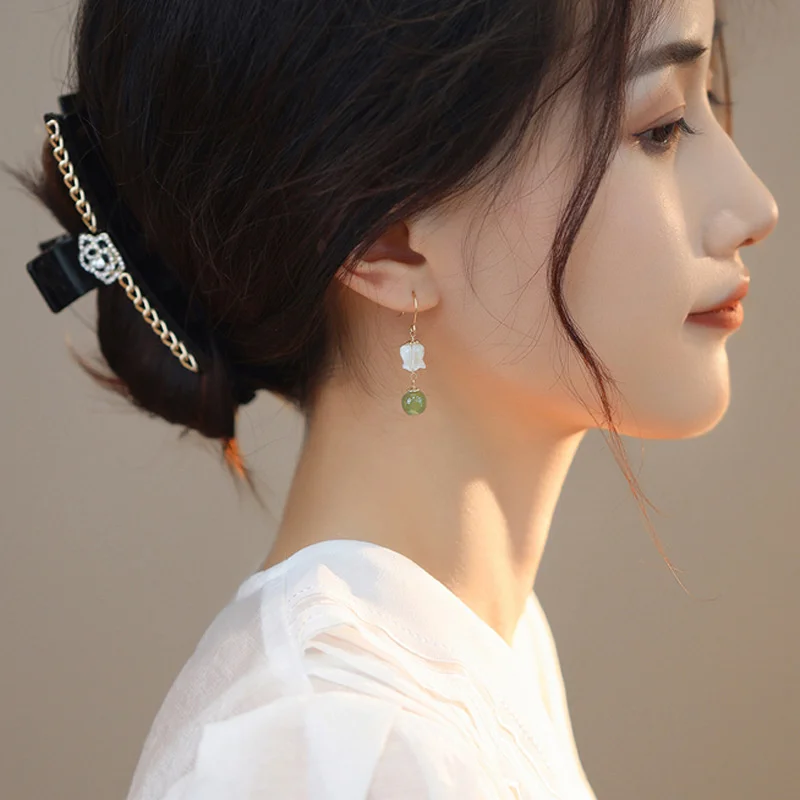 2023 Korean New Exquisite Lily Of The Valley Flower Earrings Fashion Temperament Versatile Simple Earrings Elegant Women Jewelry #3