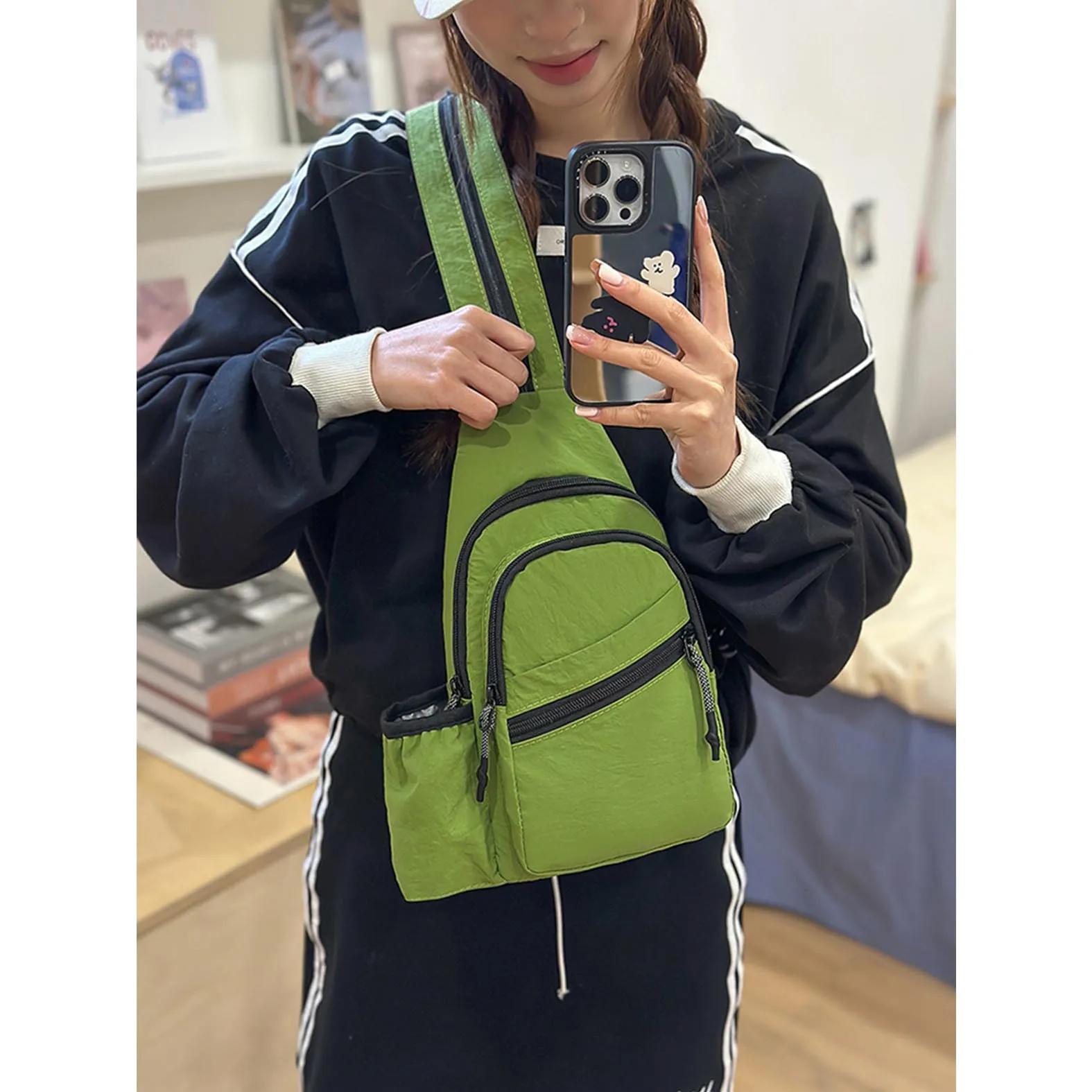 

Multi purpose bucket bag, fashionable casual chest bag, trendy bag, crossbody bag, men's outdoor cycling bag, multi-layer Oxford