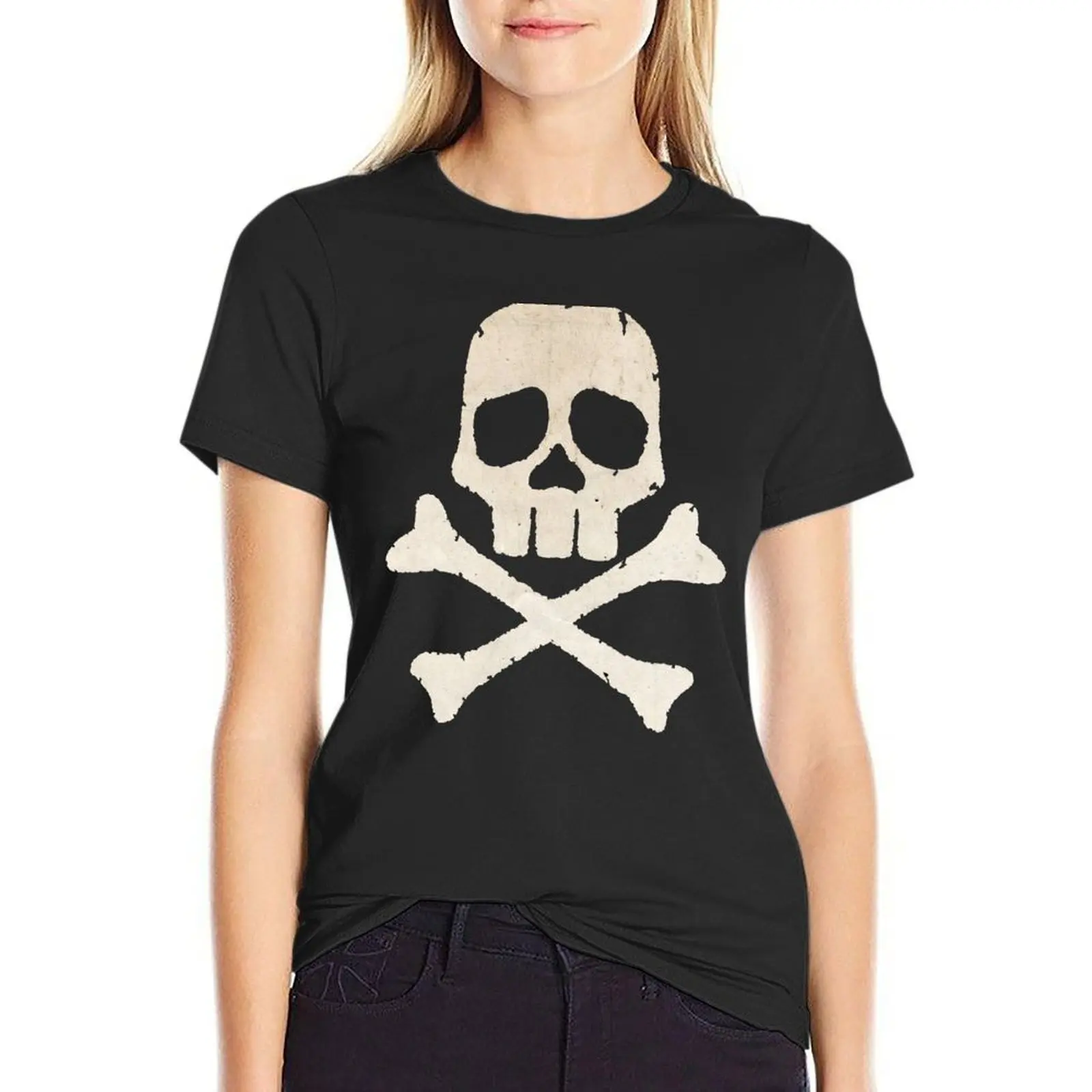 

Captain Harlock Skull T-Shirt summer tops shirts graphic tees graphics western t shirts for Women