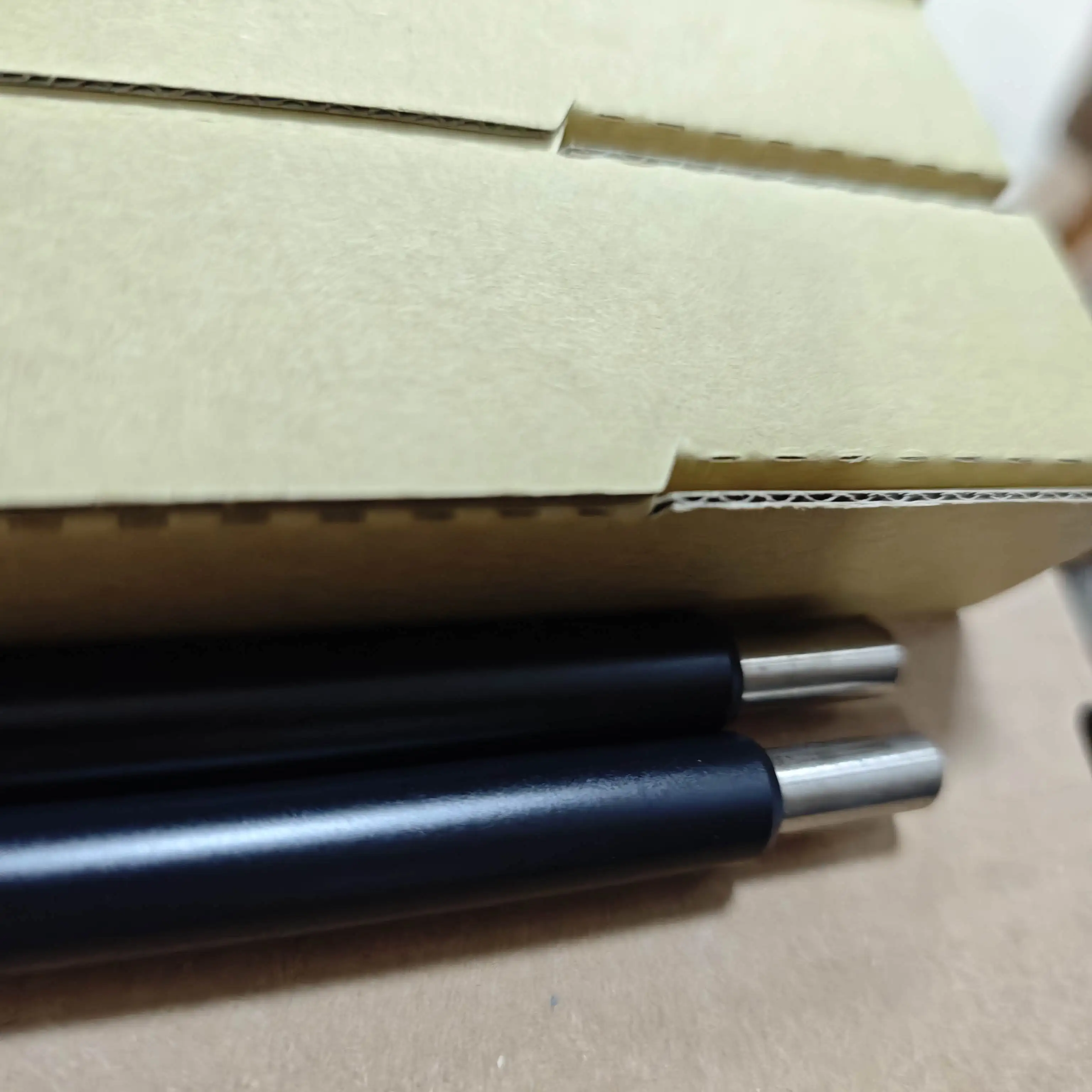 

4 шт. ролик первичной зарядки PCR MC 4105 для Kyocera TASKalfa 1800 1801 2200 2201 2010 2011 2210 2211