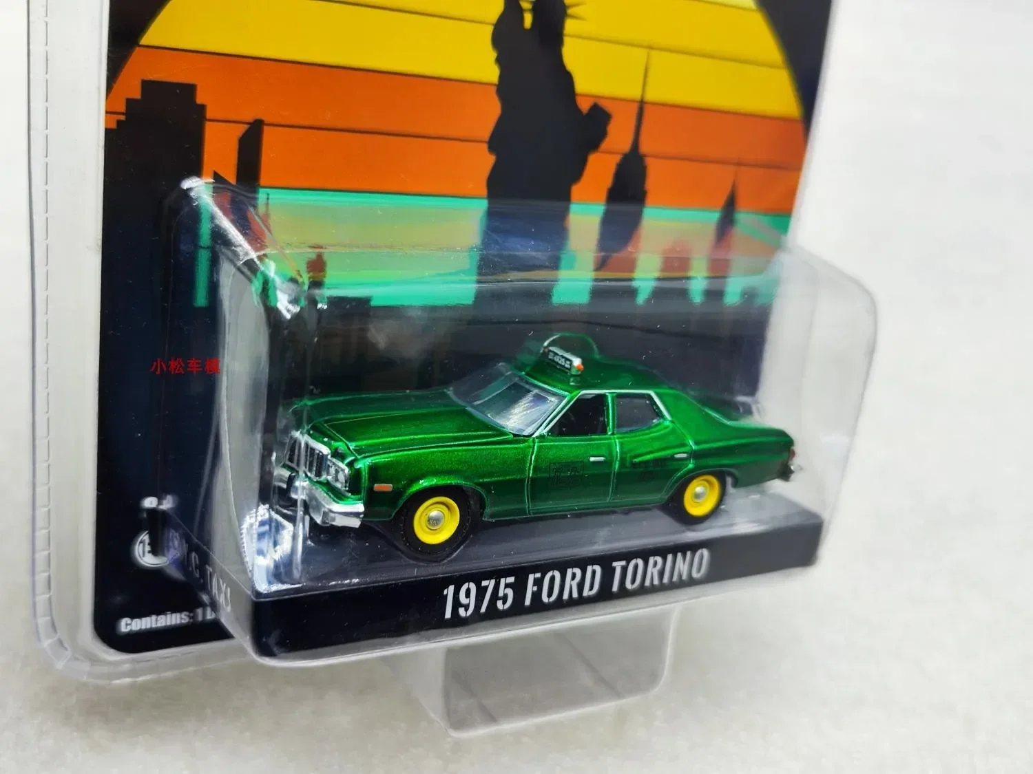 1:64 1975 Ford Torino - NYCแท็กซี่Diecastโลหะผสมรุ่นของเล่นสําหรับคอลเลกชันของขวัญ